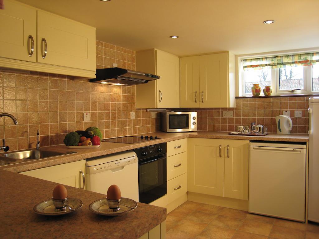 Colston Hall Cottages Framlingham Room photo