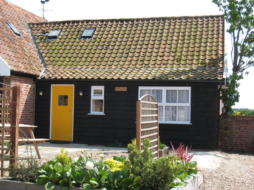 Colston Hall Cottages Framlingham Room photo