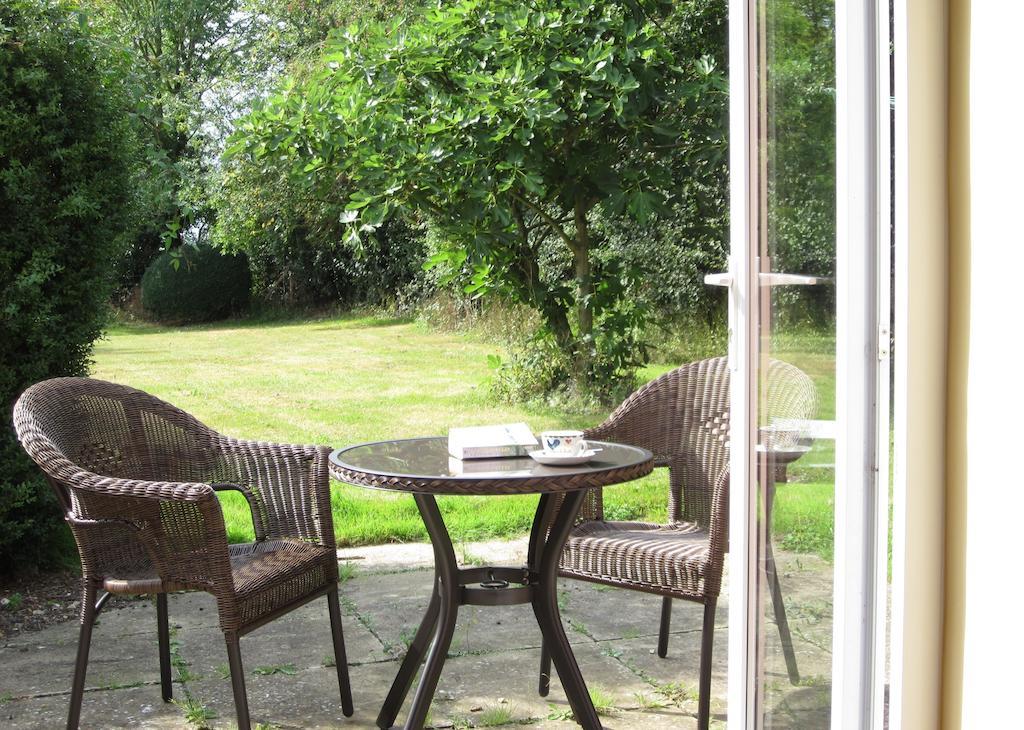 Colston Hall Cottages Framlingham Room photo